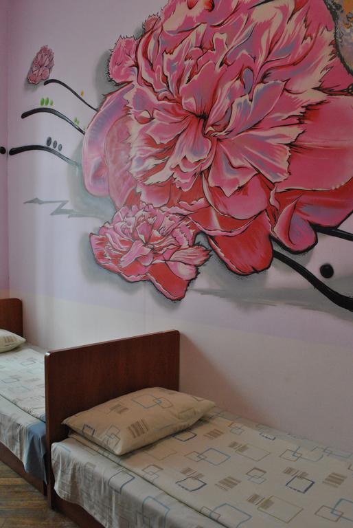 Hostel Comfort Львов Экстерьер фото