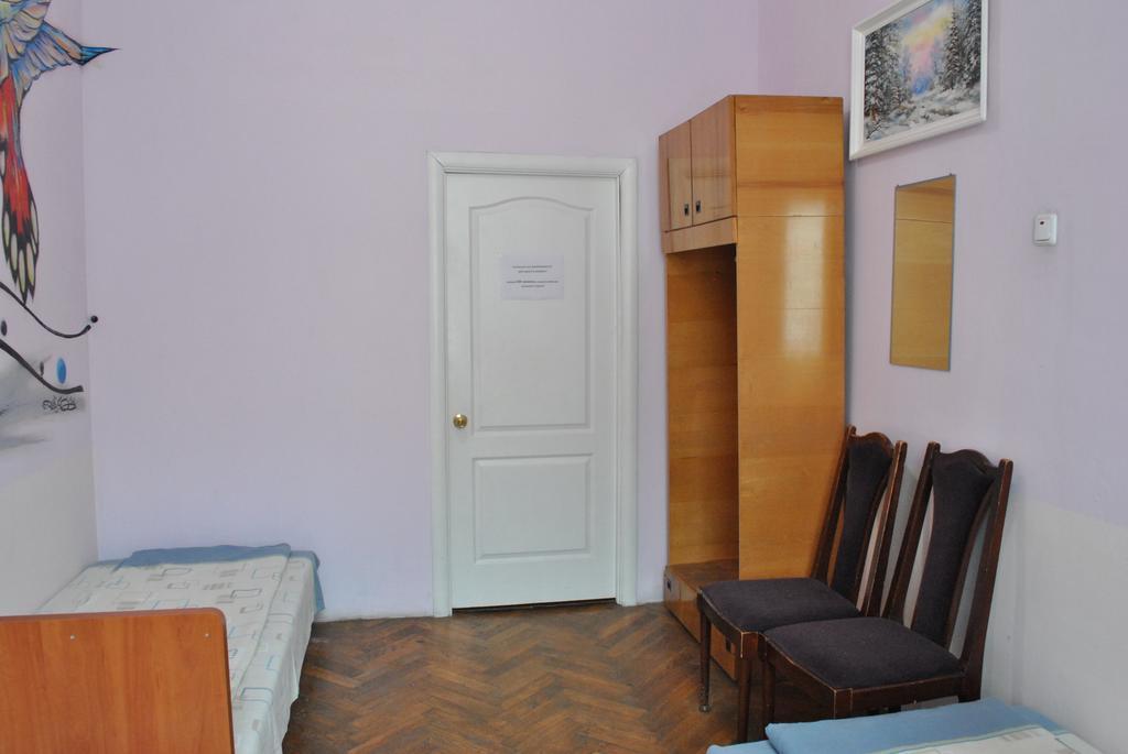 Hostel Comfort Львов Экстерьер фото